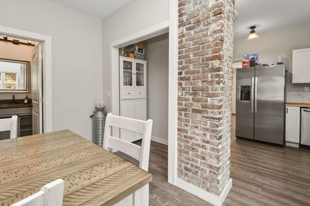 812 W Pershing Street, Springfield, MO 65806