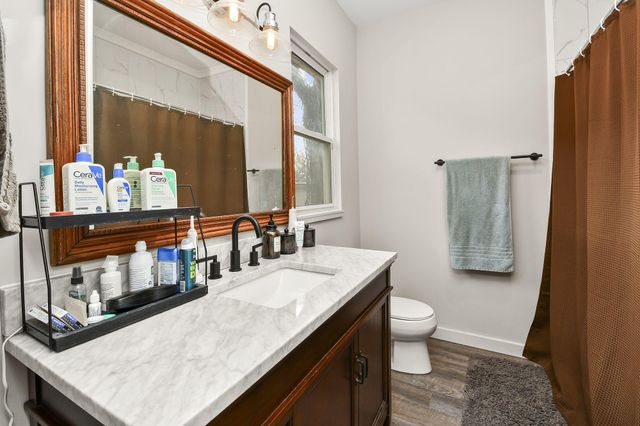 812 W Pershing Street, Springfield, MO 65806