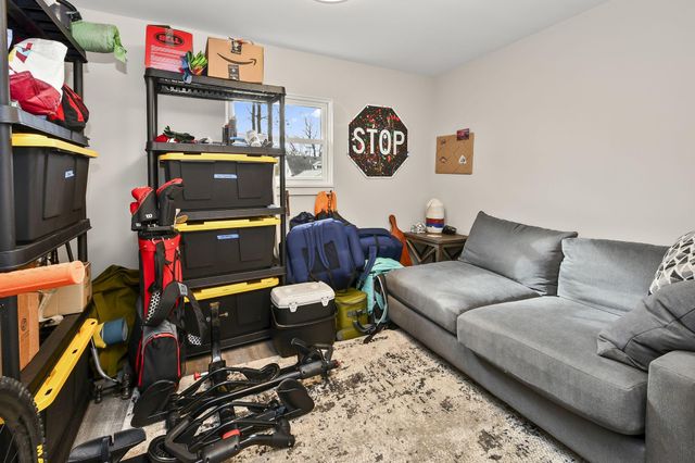 812 W Pershing Street, Springfield, MO 65806