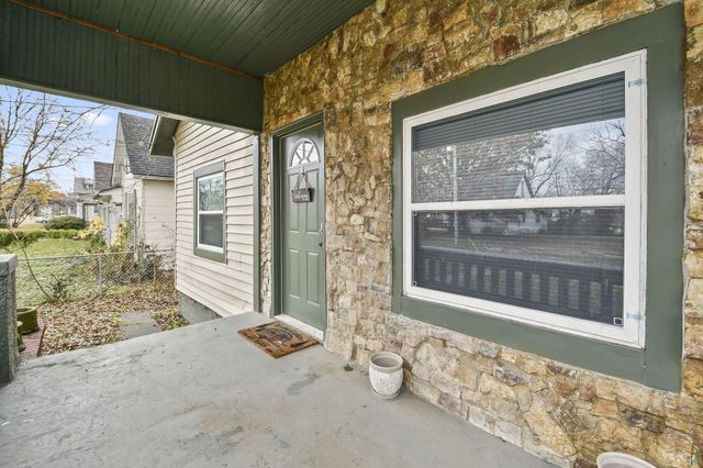 812 W Pershing Street, Springfield, MO 65806