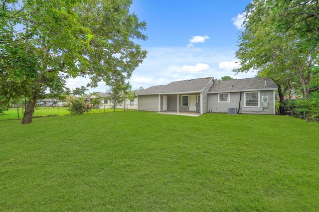 1502 Harris Avenue, Pasadena, TX 77506