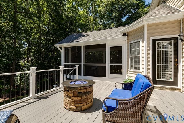 330 Willway Dr, Manakin Sabot, VA 23103