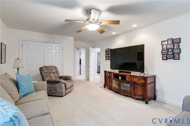 330 Willway Dr, Manakin Sabot, VA 23103
