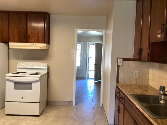 3118 Grant Street, Pasadena, TX 77503