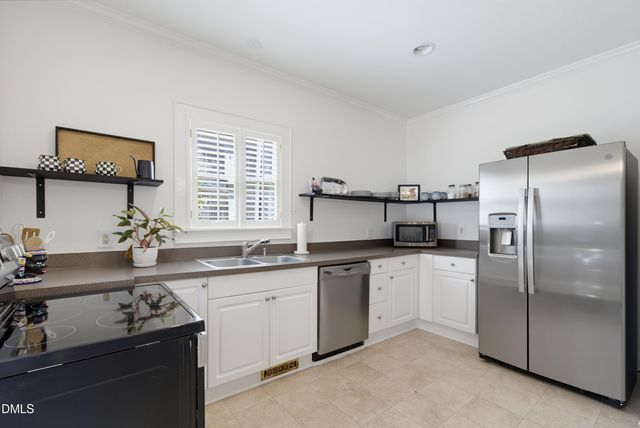 808 Brooklyn Street, Raleigh, NC 27605