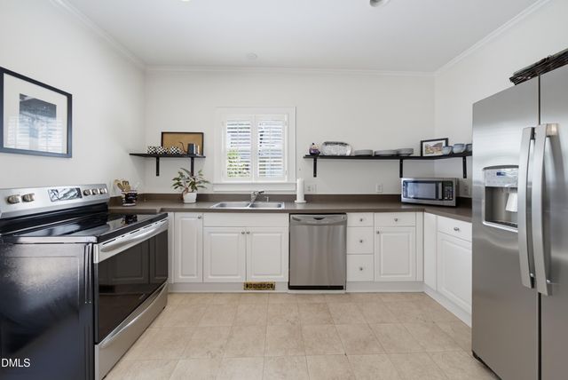 808 Brooklyn Street, Raleigh, NC 27605