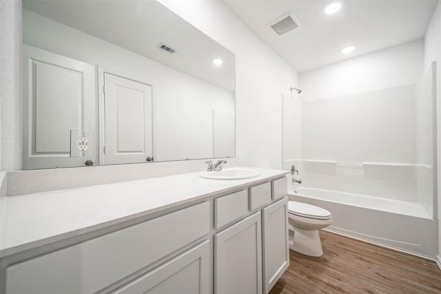 2118 Fisher Bend, Crosby, TX 77532