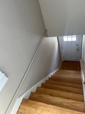 16 Wall St 2, Foxboro, MA 02035