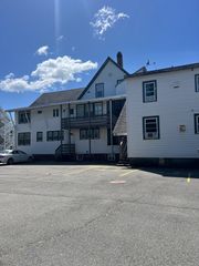 16 Wall St 2, Foxboro, MA 02035