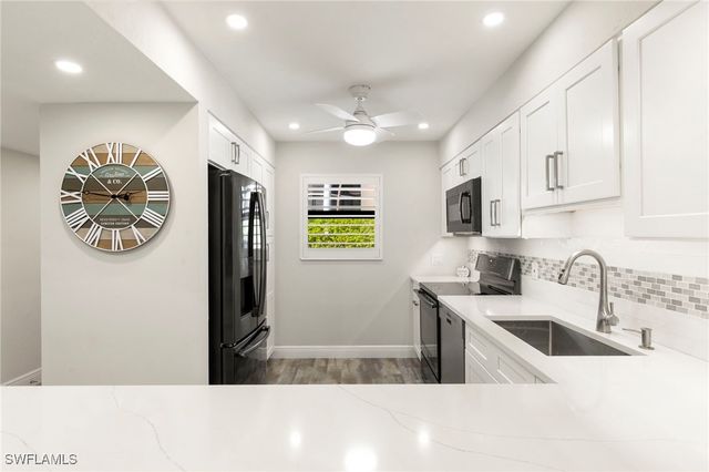 991 Collier CT A107, Marco Island, FL 34145