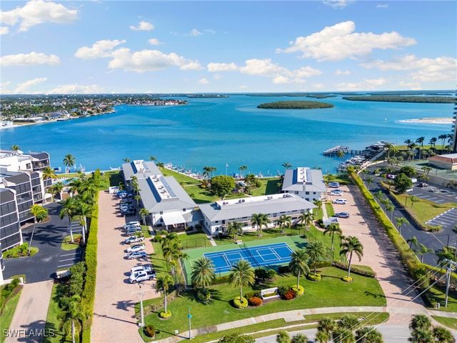 991 Collier CT A107, Marco Island, FL 34145