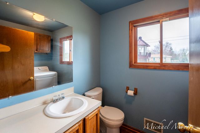 7130 28th Avenue, Georgetown Twp, MI 49426
