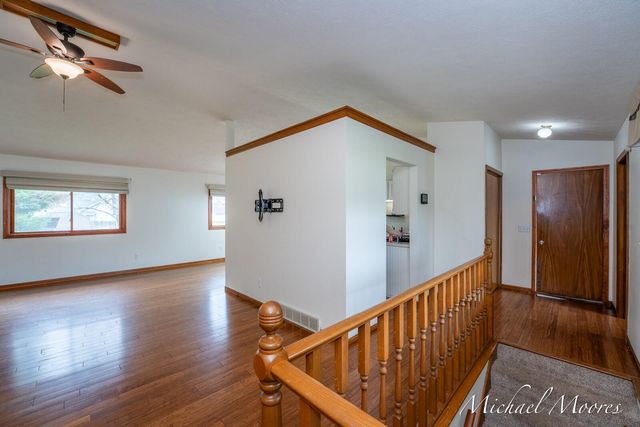 7130 28th Avenue, Georgetown Twp, MI 49426