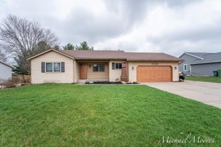 7130 28th Avenue, Georgetown Twp, MI 49426