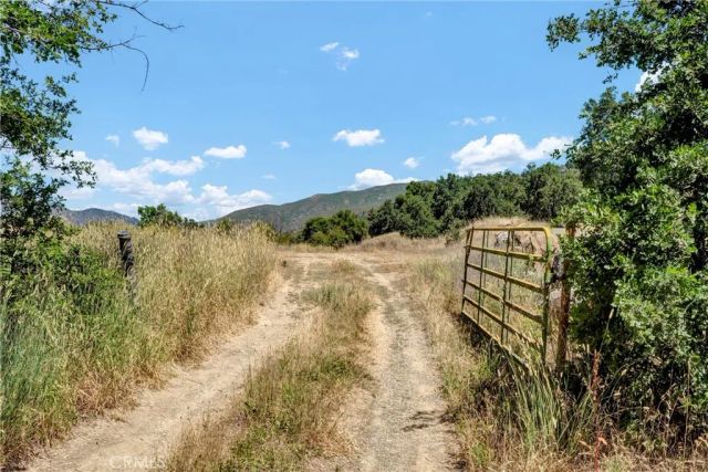 11060 16 North, Upper Lake, CA 95485