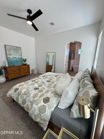 528 Paseo Simple Place, Horizon City, TX 79928