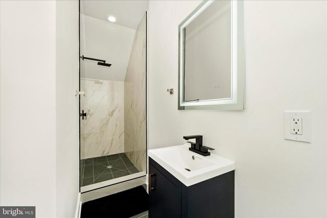 721 50TH ST NE, Washington, DC 20019