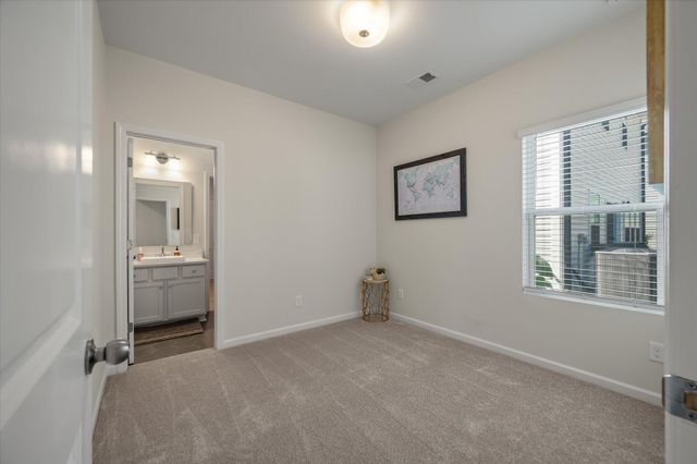 181 Surfbird Road, Summerville, SC 29486