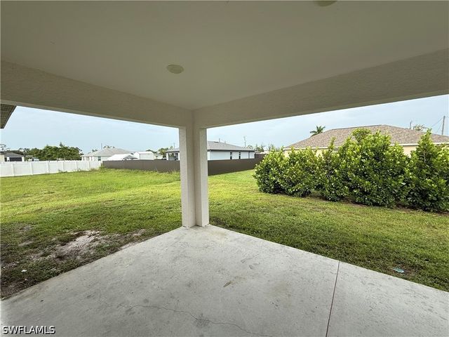 3446 NE 11th AVE, Cape Coral, FL 33909