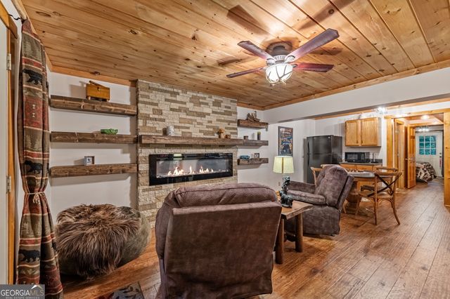 4396 Highway 382 W, Ellijay, GA 30540