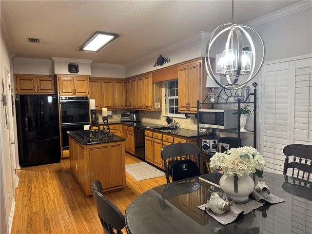 2902 Blue Ridge Drive W, Mobile, AL 36693