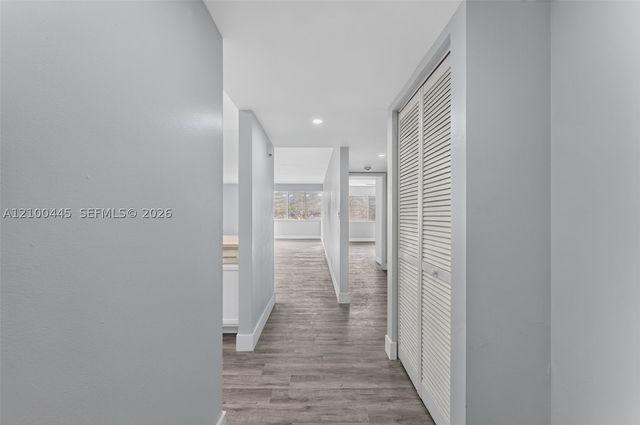 8040 Hampton Blvd 208, North Lauderdale, FL 33068