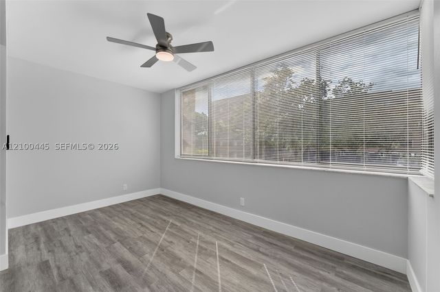 8040 Hampton Blvd 208, North Lauderdale, FL 33068