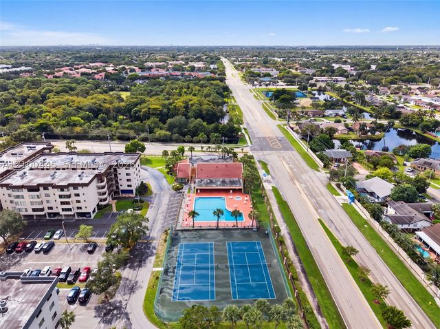 8040 Hampton Blvd 208, North Lauderdale, FL 33068