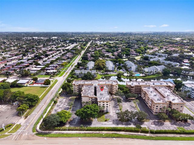 8040 Hampton Blvd 208, North Lauderdale, FL 33068