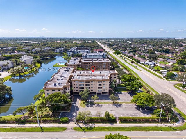 8040 Hampton Blvd 208, North Lauderdale, FL 33068