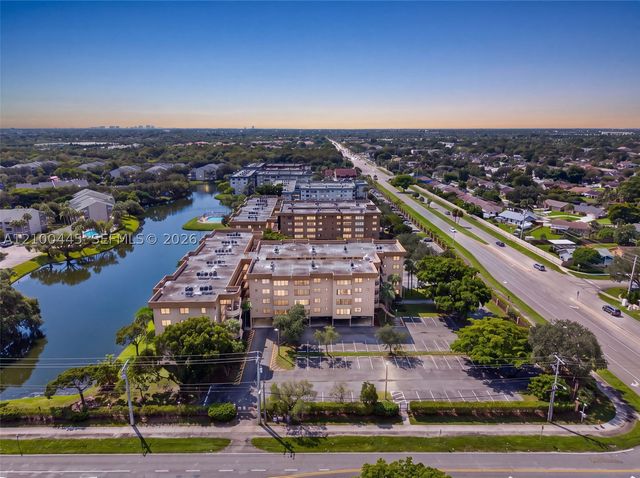 8040 Hampton Blvd 208, North Lauderdale, FL 33068