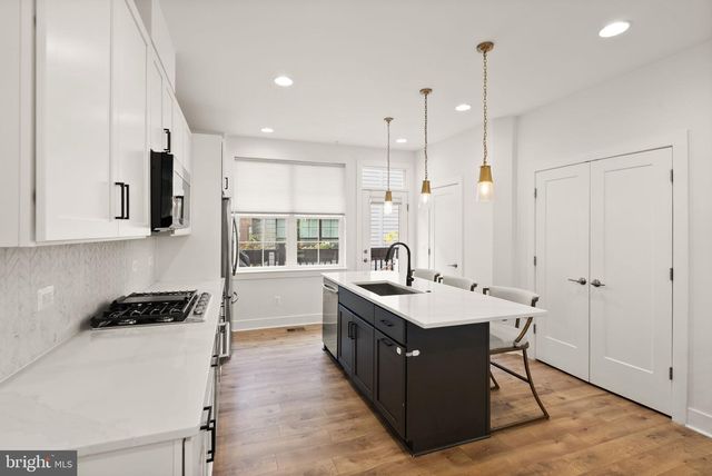 1884 MICHAEL FARADAY DR, Reston, VA 20190