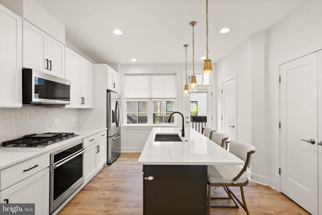 1884 MICHAEL FARADAY DR, Reston, VA 20190