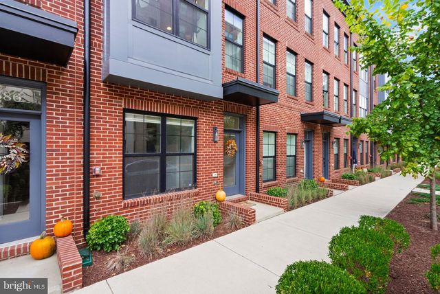 1884 MICHAEL FARADAY DR, Reston, VA 20190