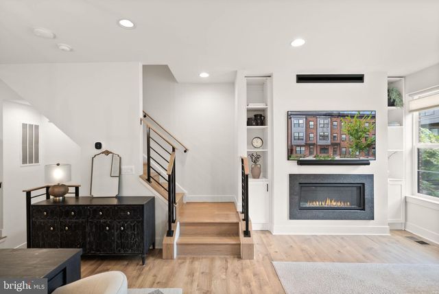1884 MICHAEL FARADAY DR, Reston, VA 20190