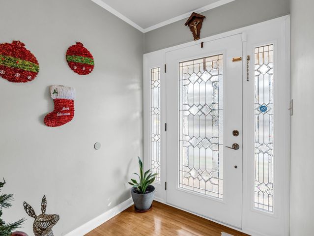 118 Pleasant Meadows Dr, Gaffney, SC 29341