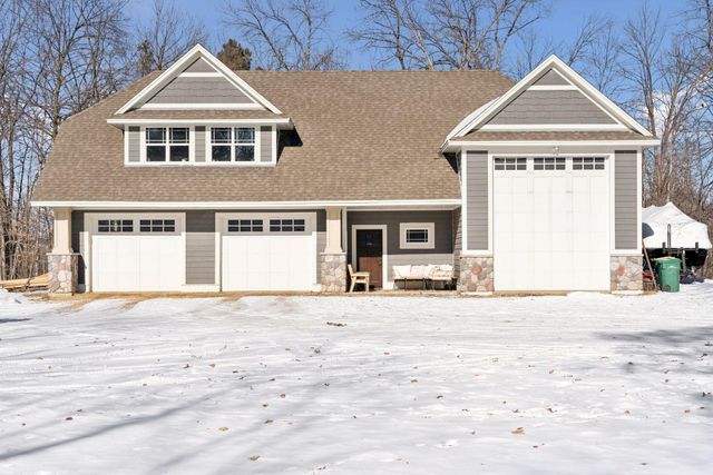 1436 Triangle Drive, Houlton, WI 54082