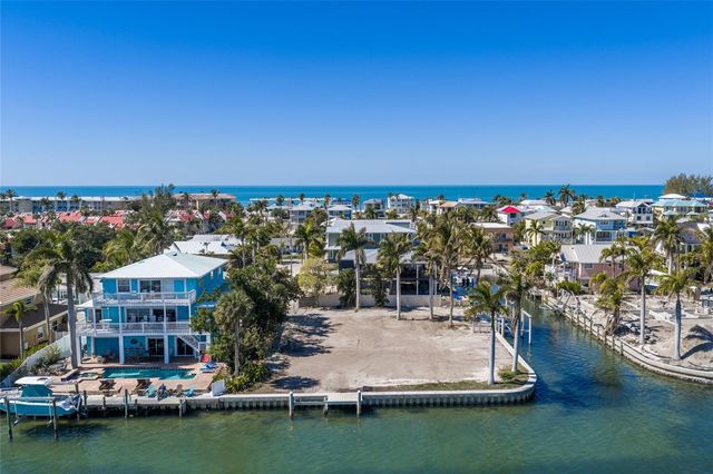 407 20TH PLACE, Bradenton Beach, FL 34217