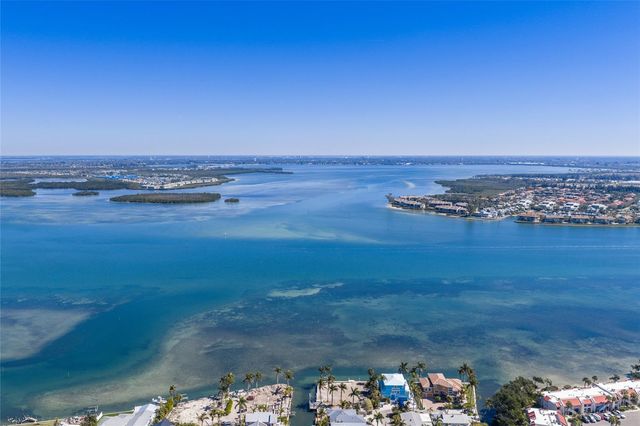 407 20TH PLACE, Bradenton Beach, FL 34217