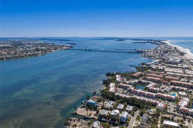 407 20TH PLACE, Bradenton Beach, FL 34217