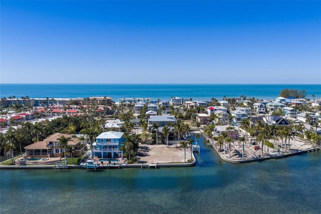 407 20TH PLACE, Bradenton Beach, FL 34217
