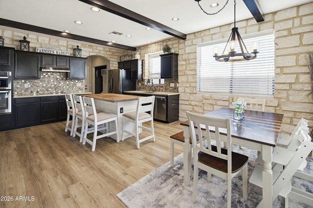 2238 W DALE Lane, Phoenix, AZ 85085