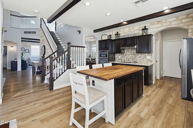 2238 W DALE Lane, Phoenix, AZ 85085