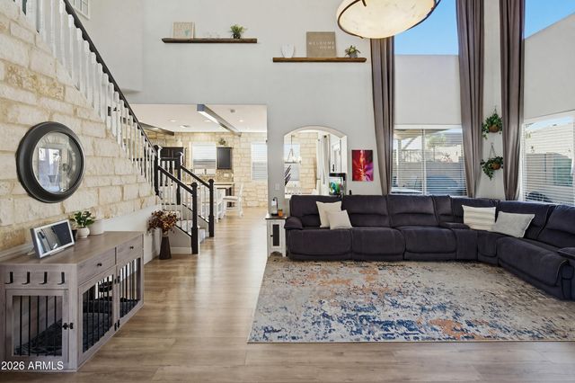 2238 W DALE Lane, Phoenix, AZ 85085