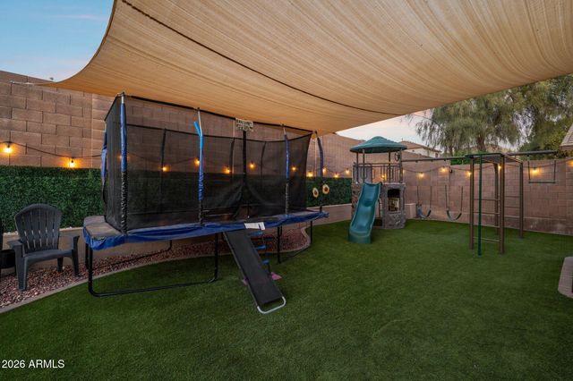 2238 W DALE Lane, Phoenix, AZ 85085