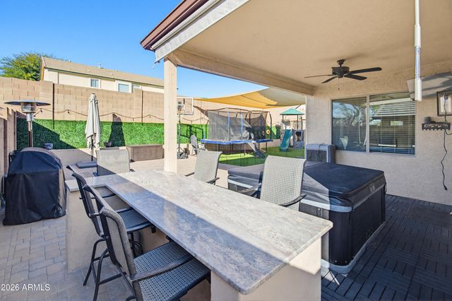 2238 W DALE Lane, Phoenix, AZ 85085