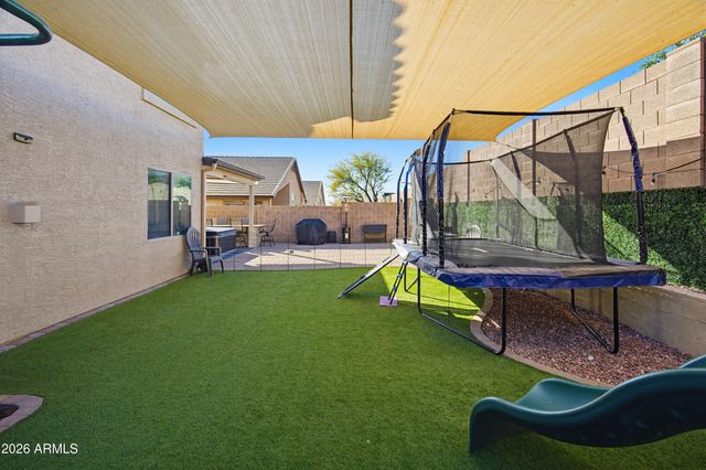 2238 W DALE Lane, Phoenix, AZ 85085