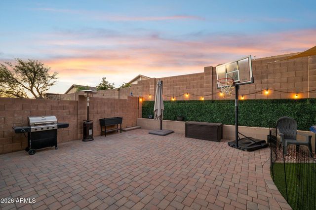 2238 W DALE Lane, Phoenix, AZ 85085