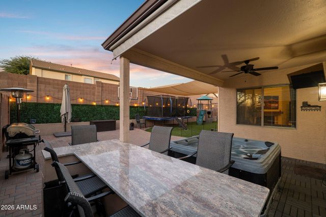 2238 W DALE Lane, Phoenix, AZ 85085