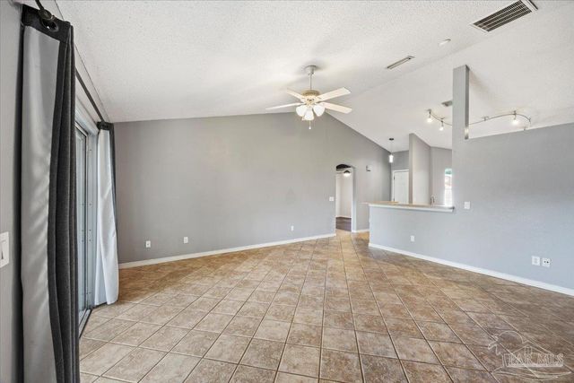635 Saleta St, Pensacola, FL 32534